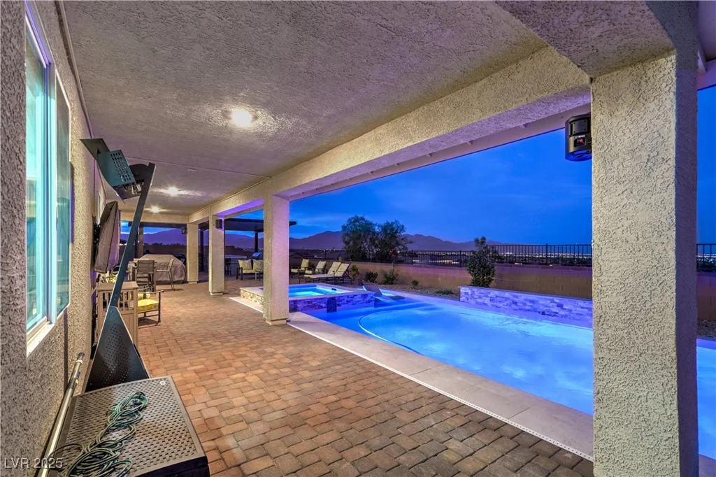 5328 Hickory Tree, Las Vegas, NV 89149