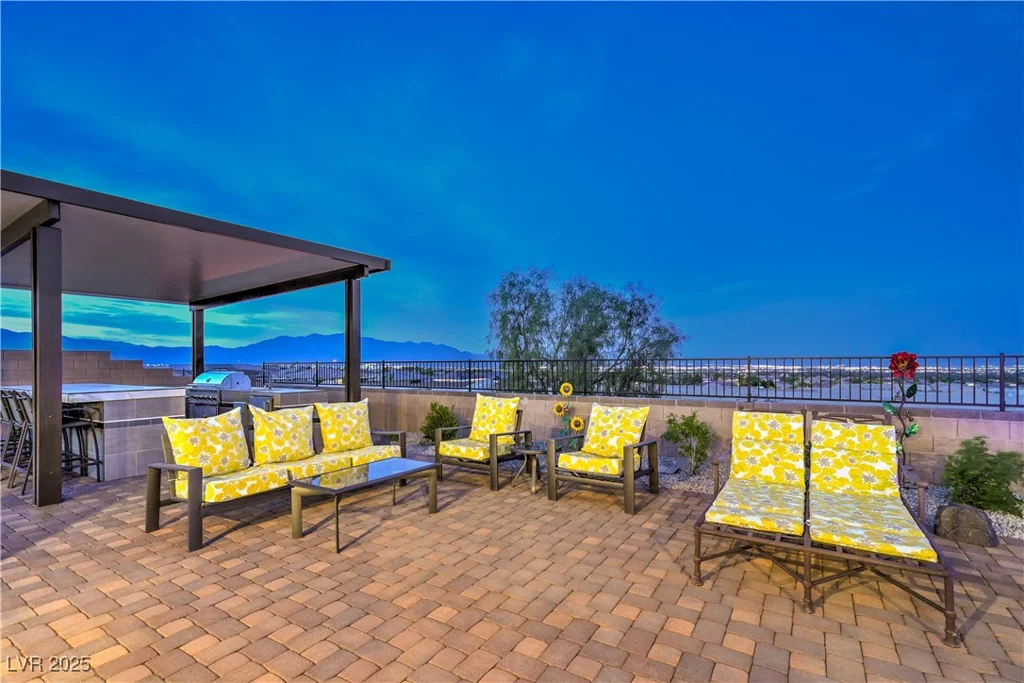 5328 Hickory Tree, Las Vegas, NV 89149