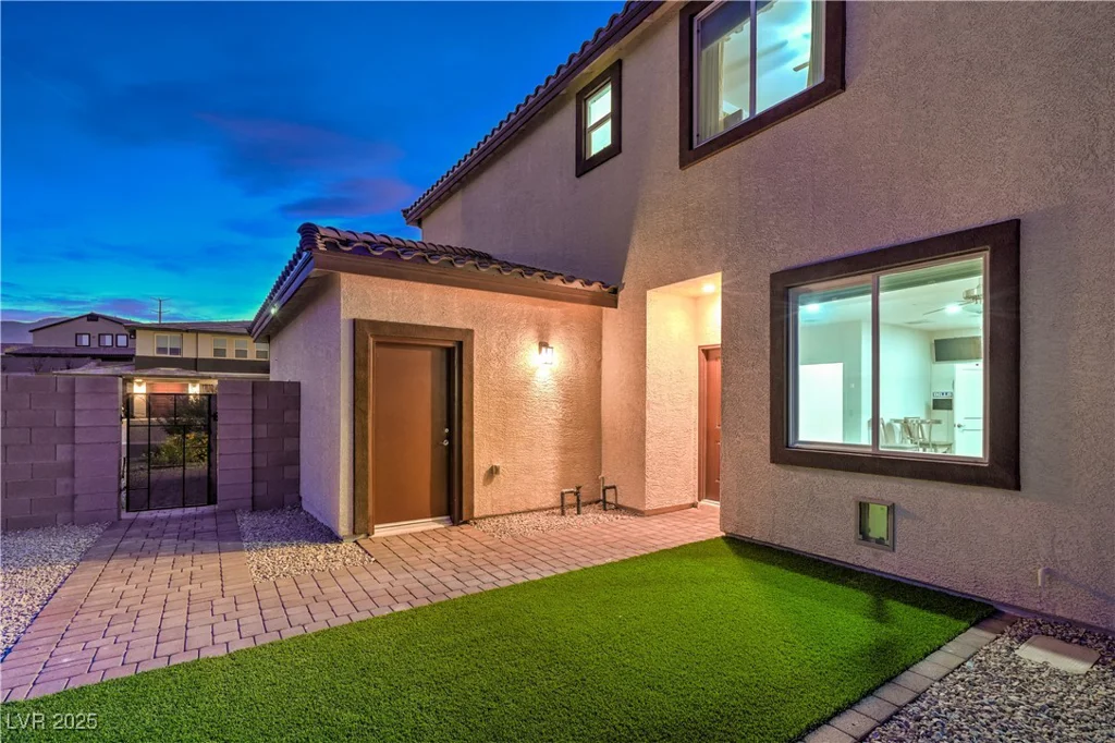 5328 Hickory Tree, Las Vegas, NV 89149