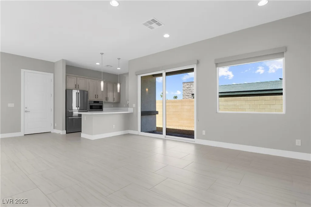 9475 Rosada, Las Vegas, NV 89149