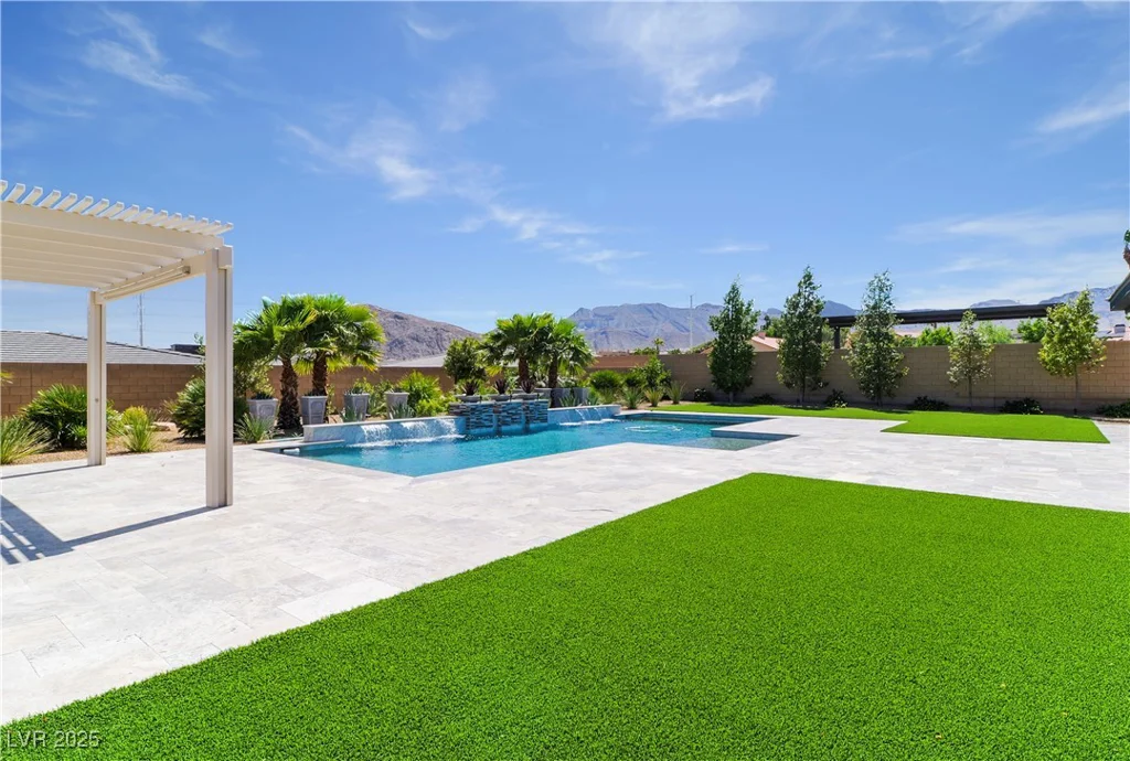 9475 Rosada, Las Vegas, NV 89149