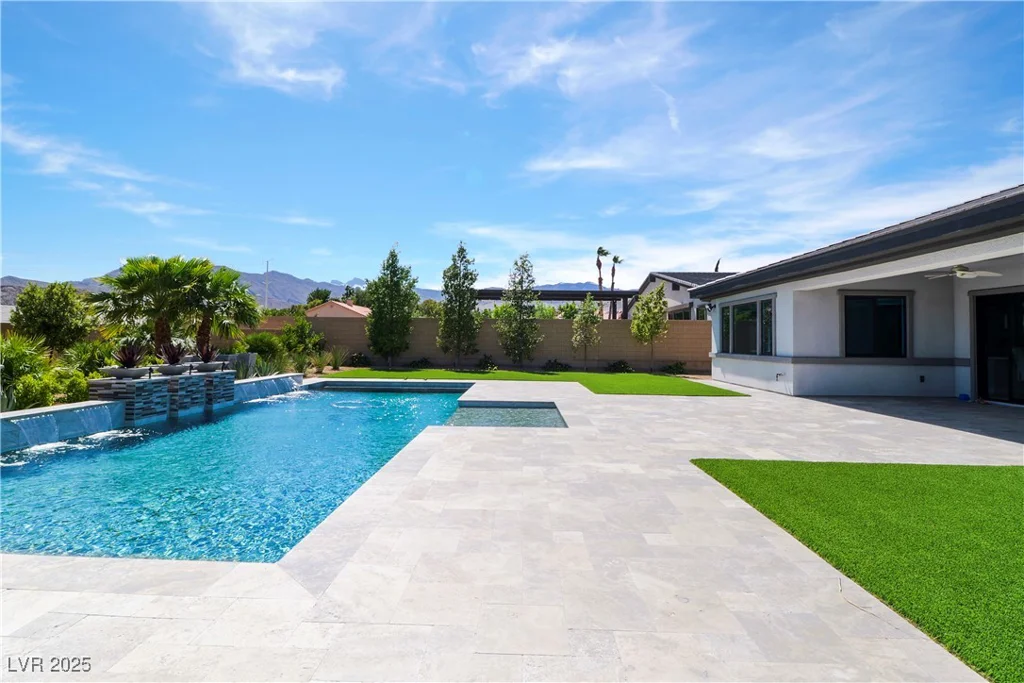 9475 Rosada, Las Vegas, NV 89149
