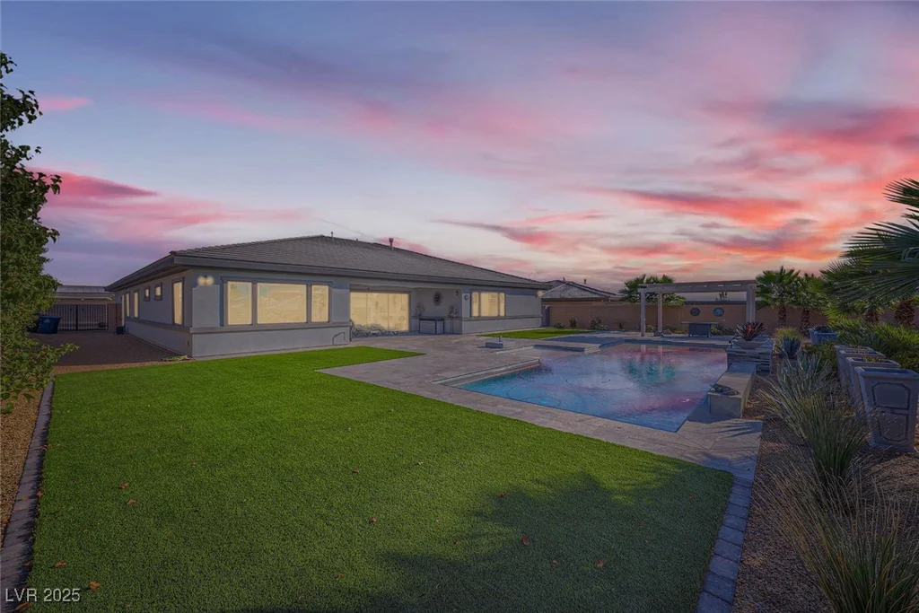 9475 Rosada, Las Vegas, NV 89149