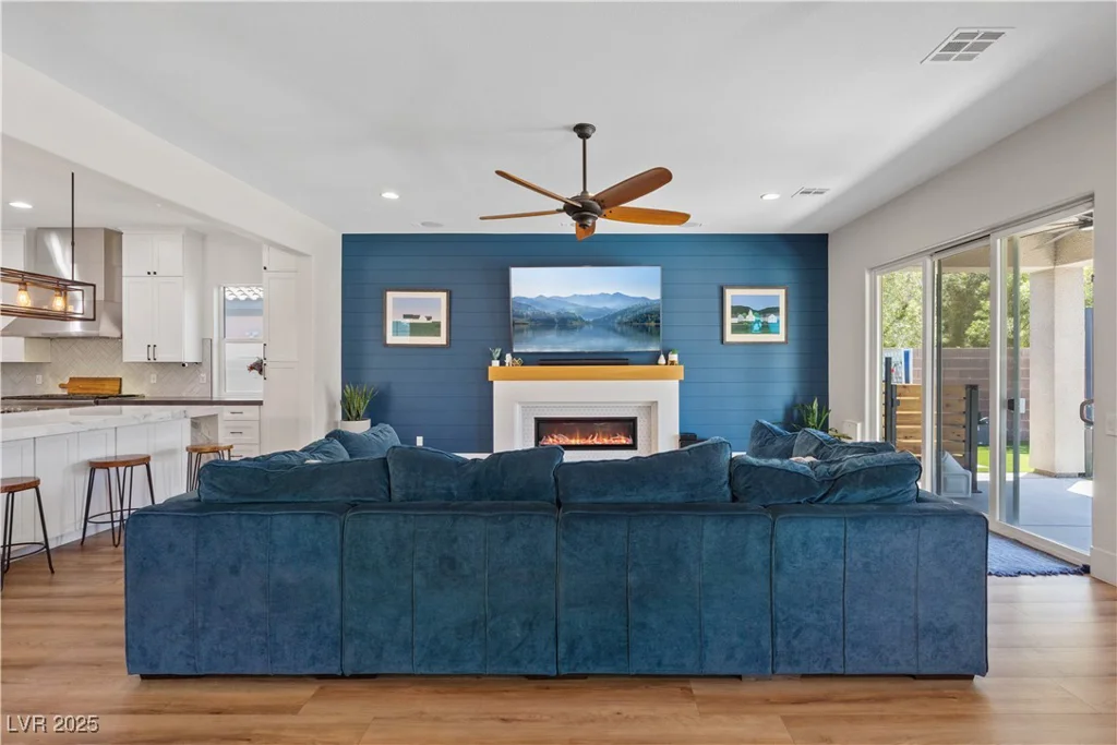 7289 Sea Anchor, Las Vegas, NV 89131