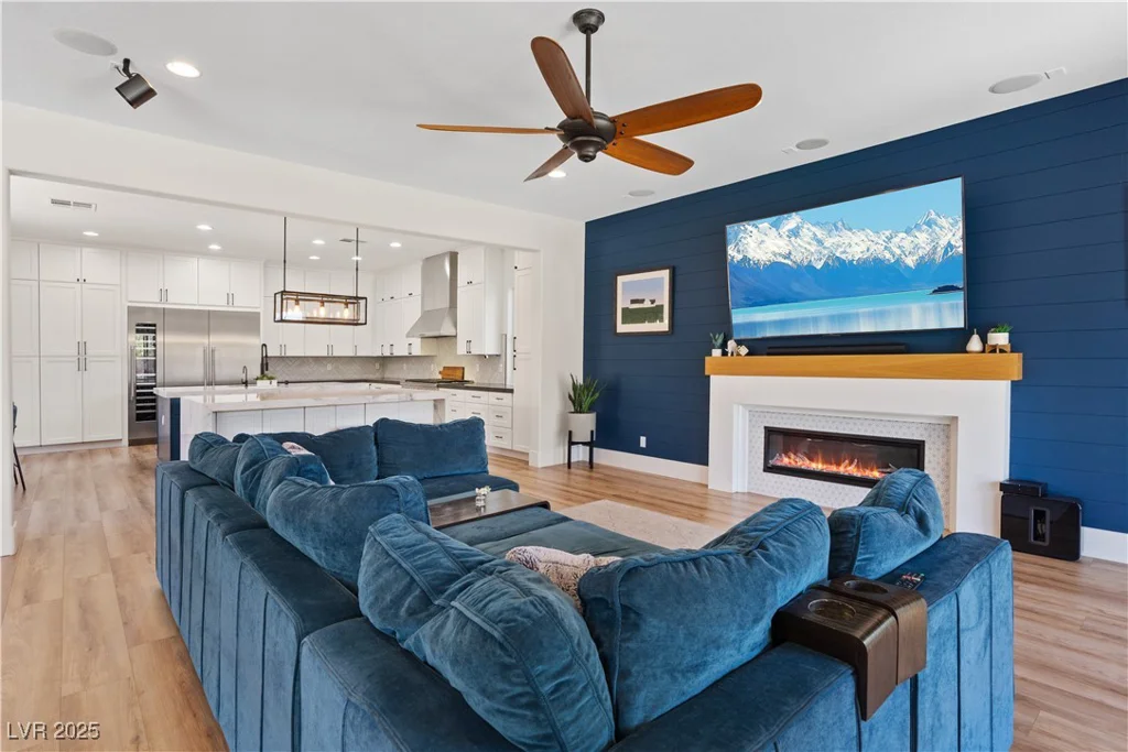 7289 Sea Anchor, Las Vegas, NV 89131