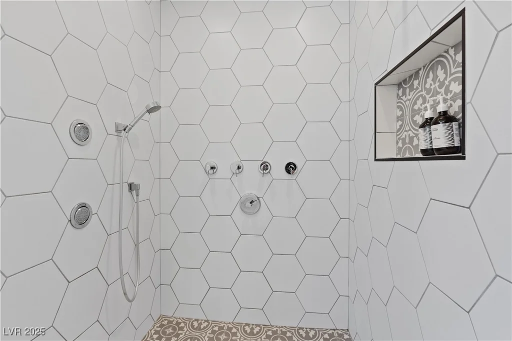 7289 Sea Anchor, Las Vegas, NV 89131