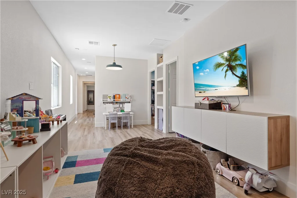 7289 Sea Anchor, Las Vegas, NV 89131