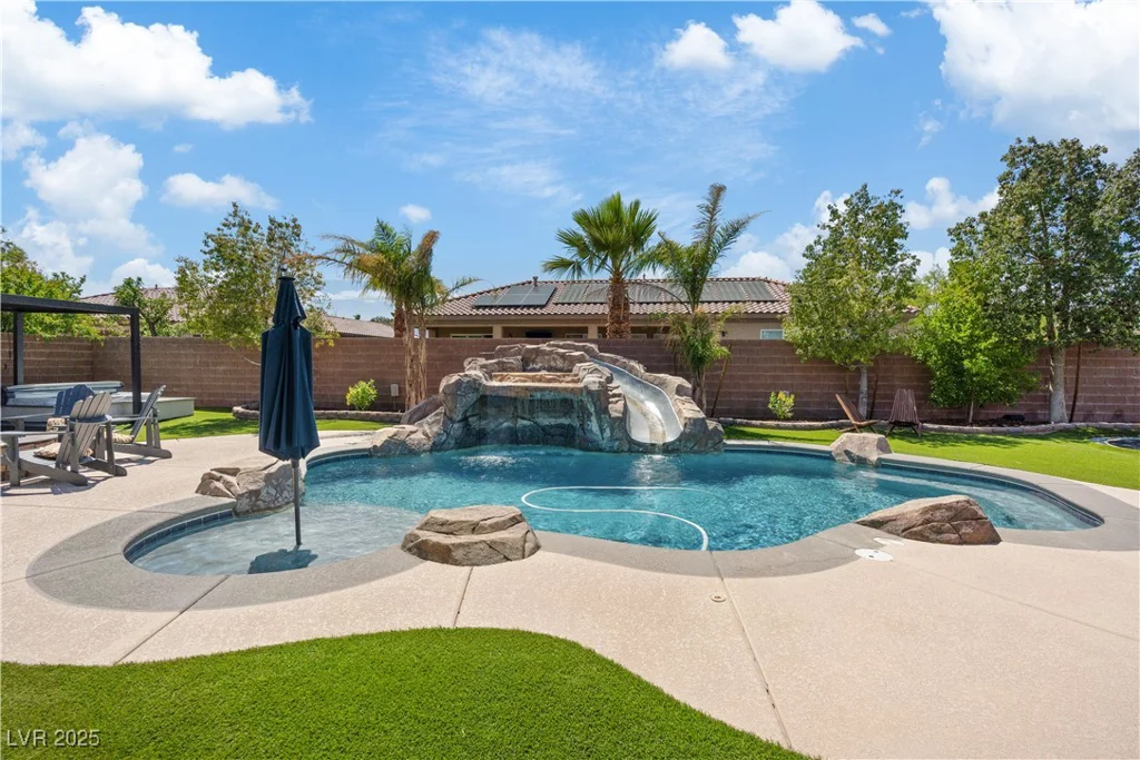 7289 Sea Anchor, Las Vegas, NV 89131