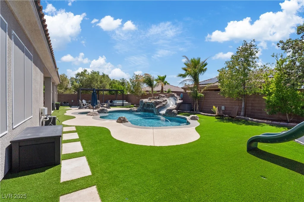 7289 Sea Anchor, Las Vegas, NV 89131