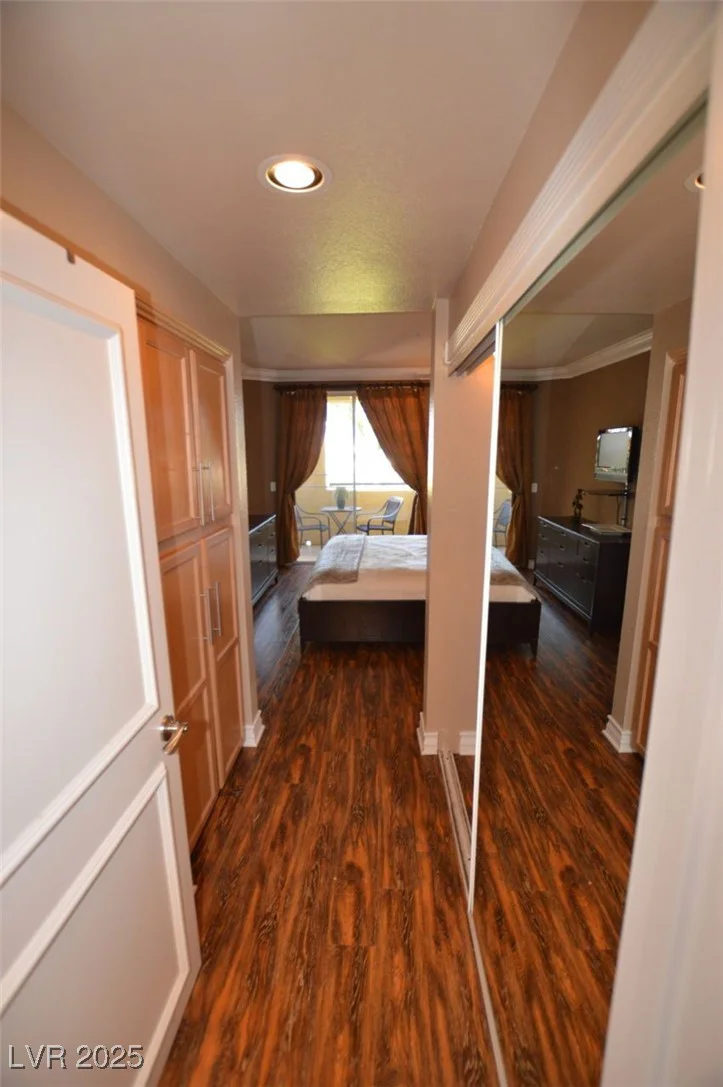 270 Flamingo, Las Vegas, NV 89169