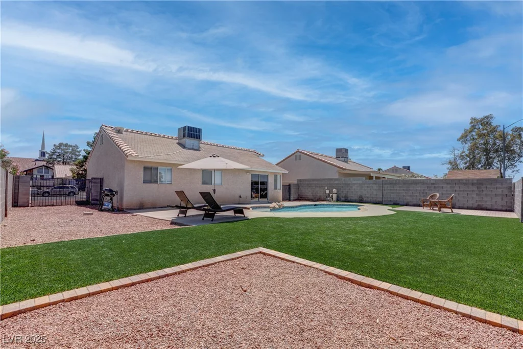 394 Lombardy, Henderson, NV 89015