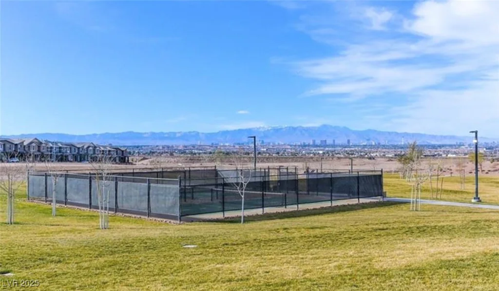 242 Homeward, Henderson, NV 89011