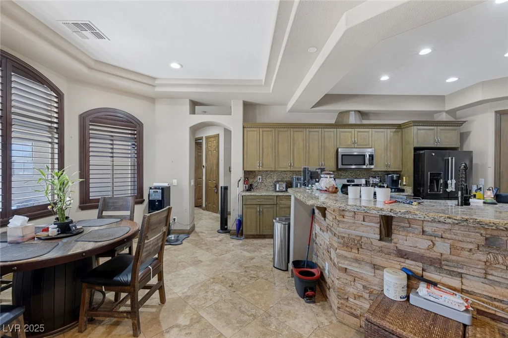 4011 Scott Russell, North Las Vegas, NV 89031