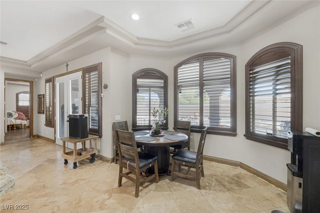 4011 Scott Russell, North Las Vegas, NV 89031