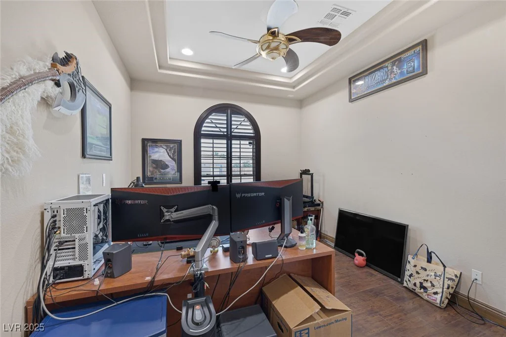 4011 Scott Russell, North Las Vegas, NV 89031