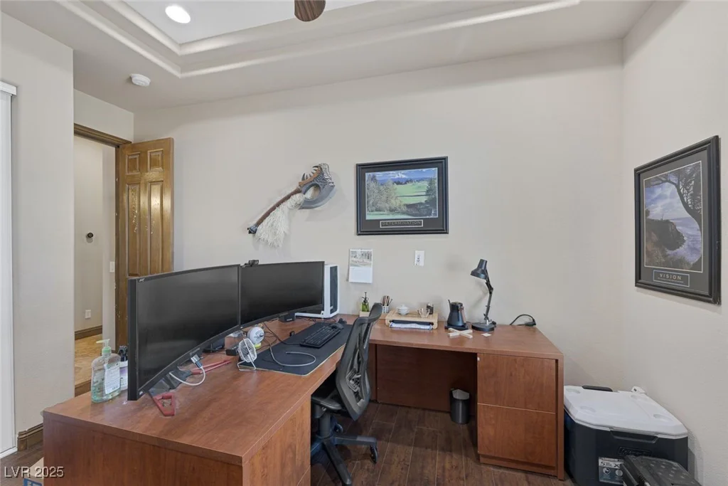 4011 Scott Russell, North Las Vegas, NV 89031