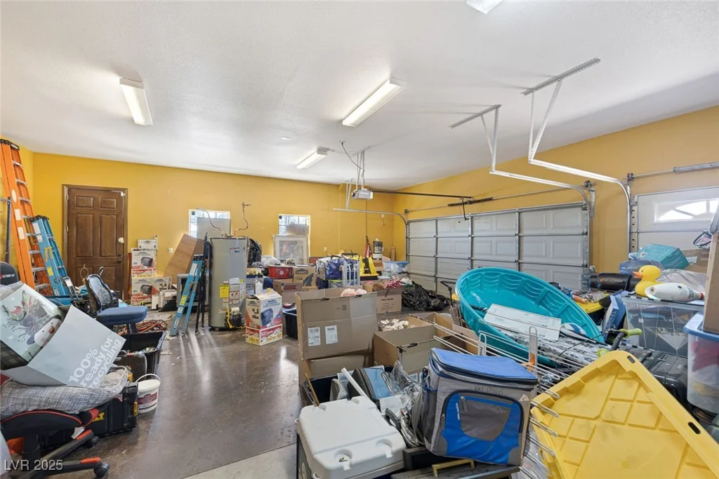 4011 Scott Russell, North Las Vegas, NV 89031