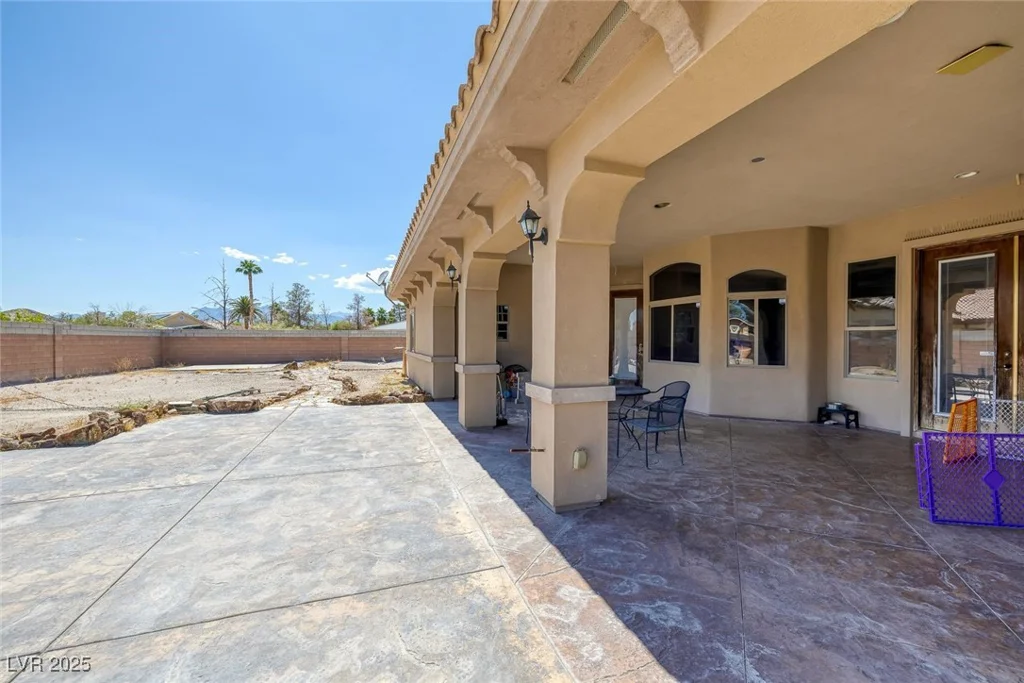 4011 Scott Russell, North Las Vegas, NV 89031