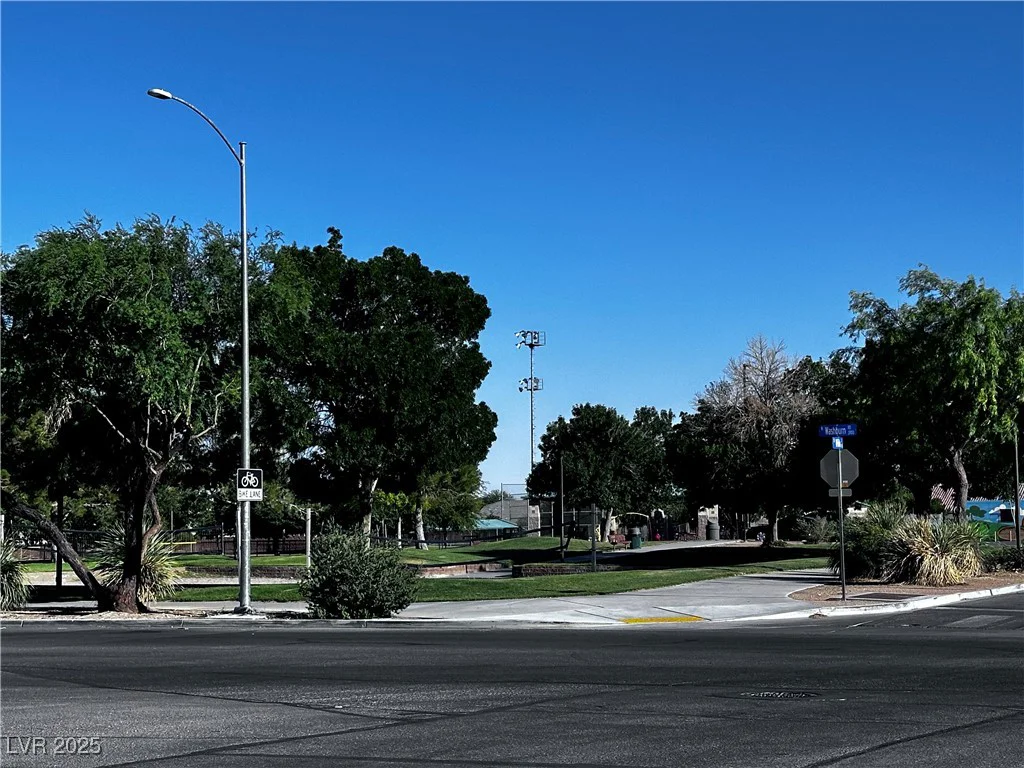 4011 Scott Russell, North Las Vegas, NV 89031