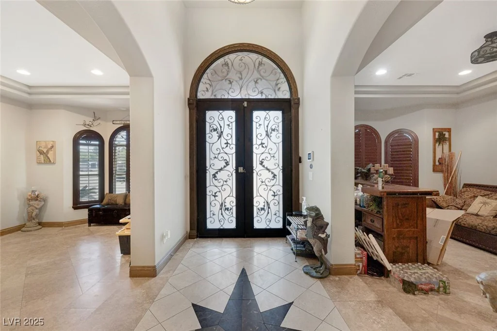 4011 Scott Russell, North Las Vegas, NV 89031
