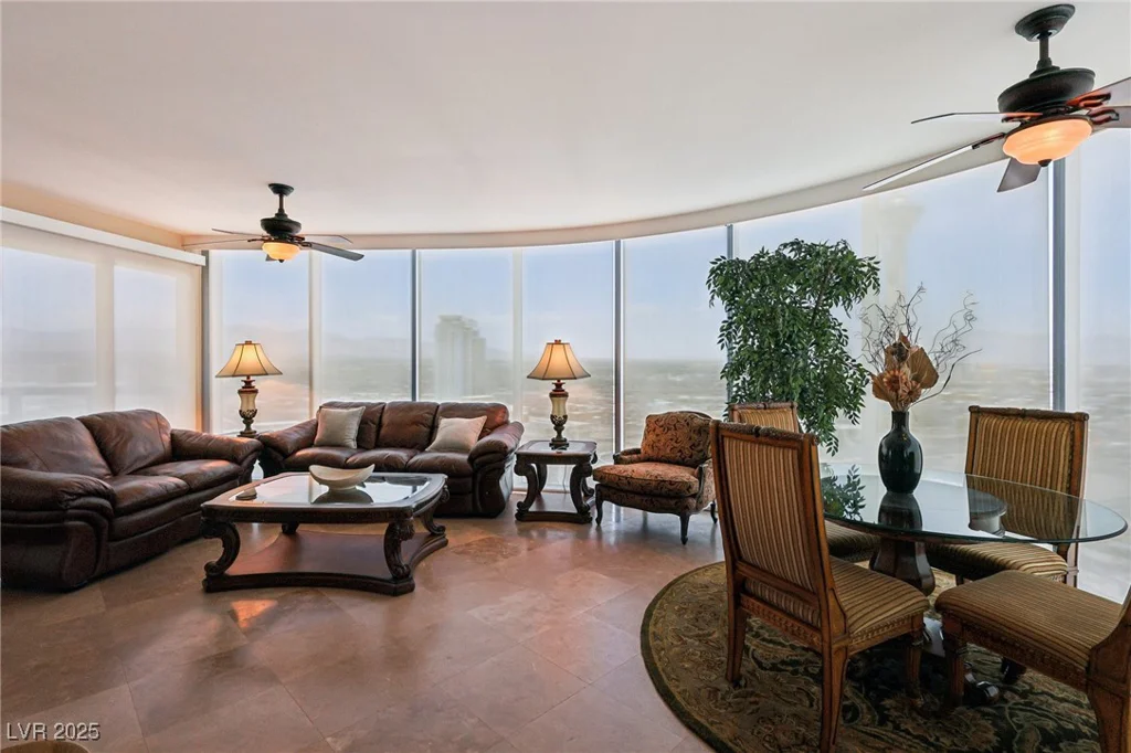 222 Karen, Las Vegas, NV 89109