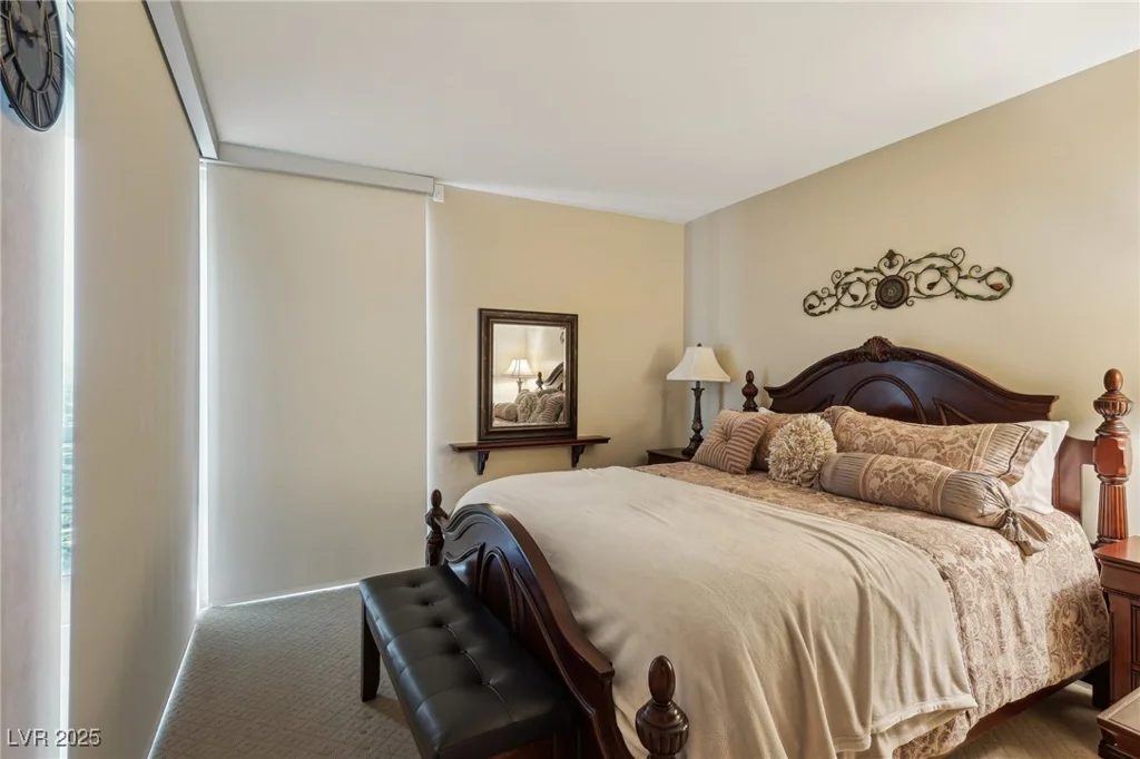 222 Karen, Las Vegas, NV 89109