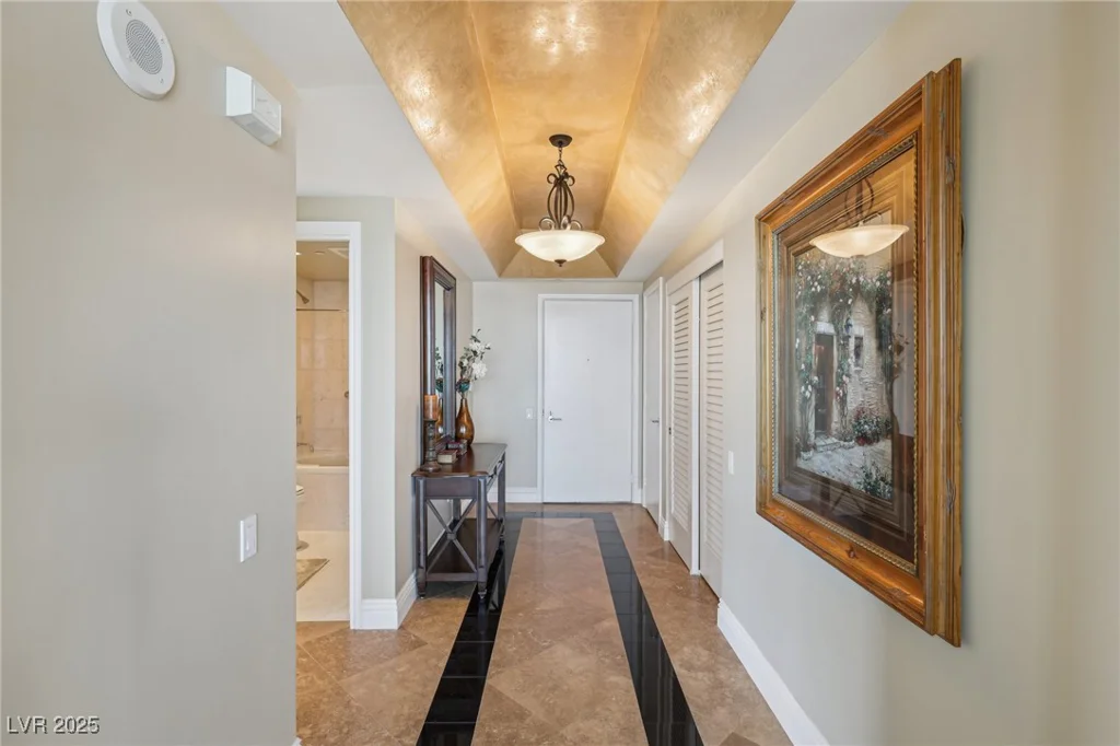 222 Karen, Las Vegas, NV 89109