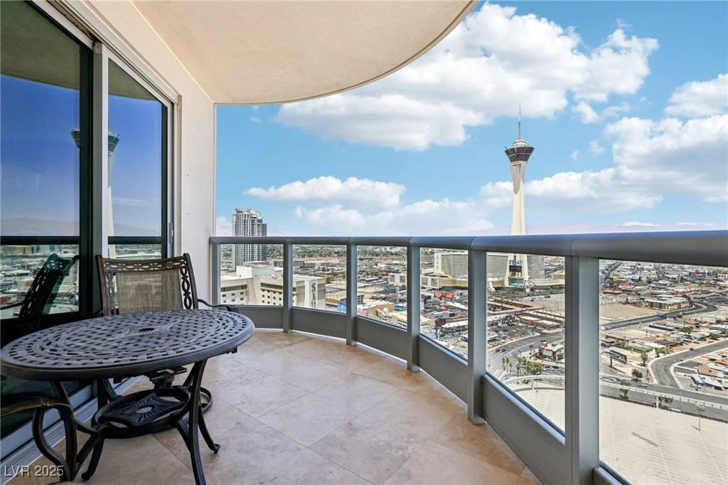 222 Karen, Las Vegas, NV 89109