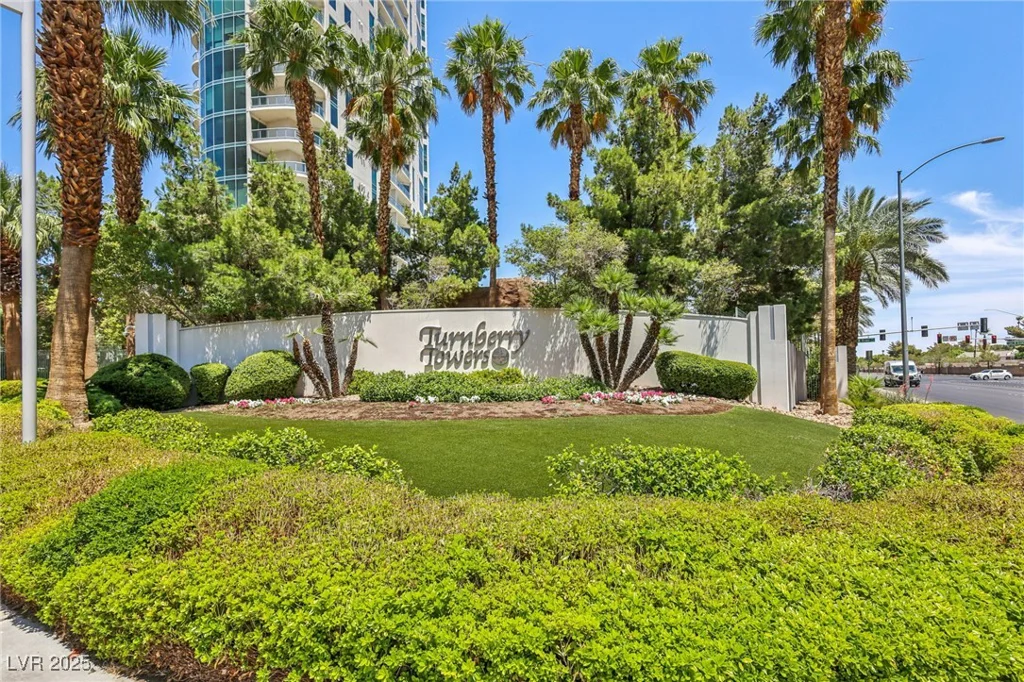 222 Karen, Las Vegas, NV 89109