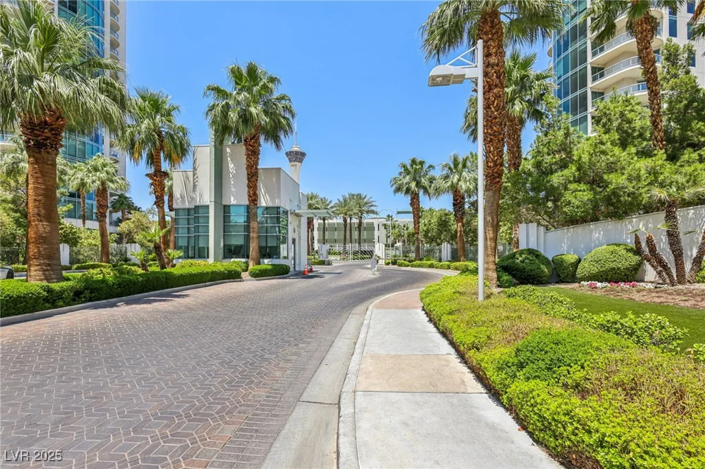 222 Karen, Las Vegas, NV 89109
