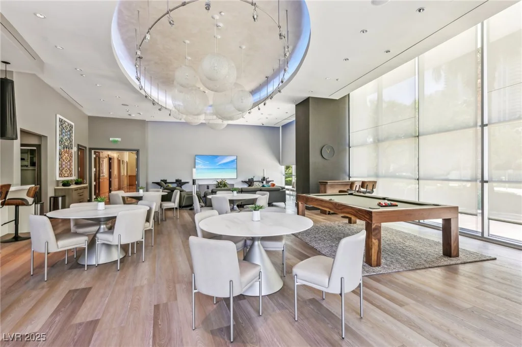 222 Karen, Las Vegas, NV 89109