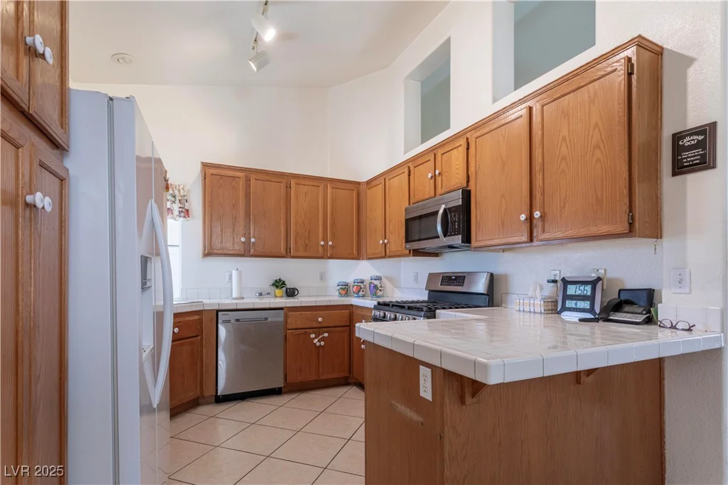 6242 Halehaven, Las Vegas, NV 89110