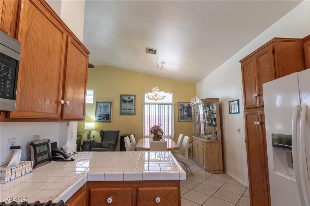 6242 Halehaven, Las Vegas, NV 89110