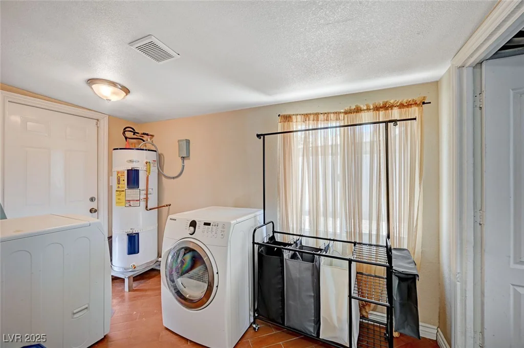 1816 Silver Birch, Las Vegas, NV 89104