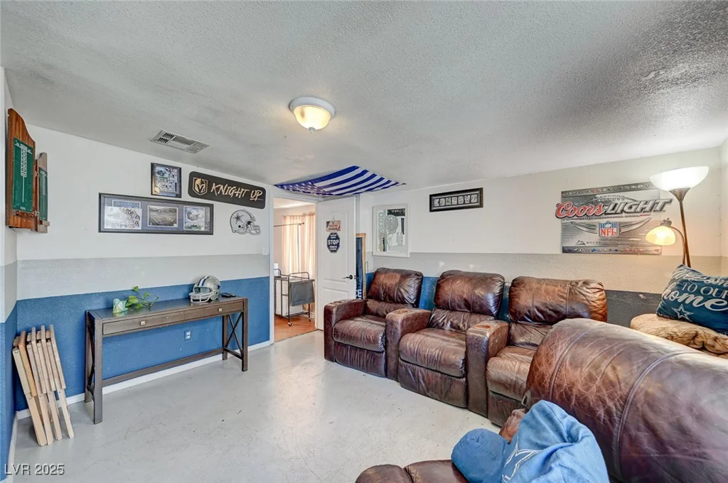 1816 Silver Birch, Las Vegas, NV 89104