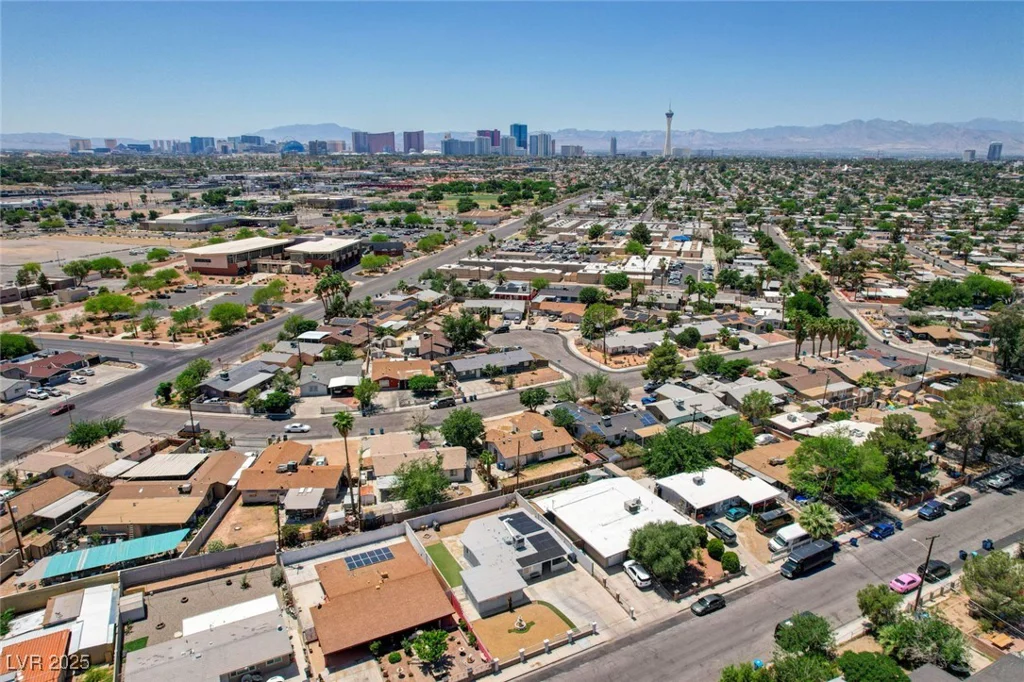 1816 Silver Birch, Las Vegas, NV 89104