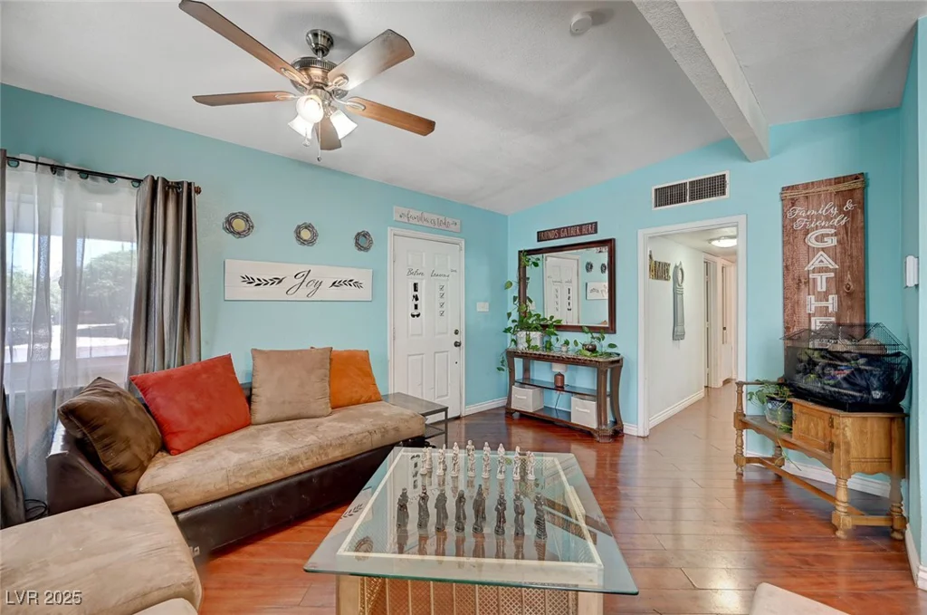 1816 Silver Birch, Las Vegas, NV 89104