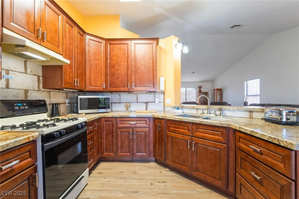 420 Aloha, Henderson, NV 89015