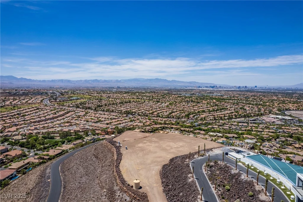 1741 Tangiers, Henderson, NV 89012