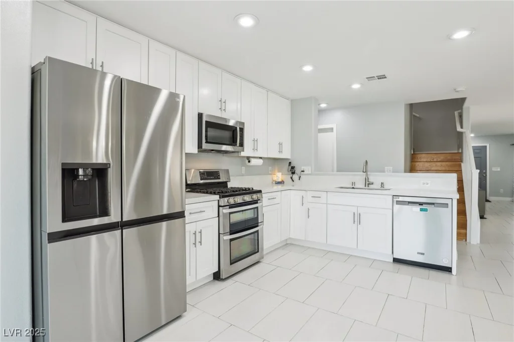 3966 Crystal Trip, Las Vegas, NV 89129