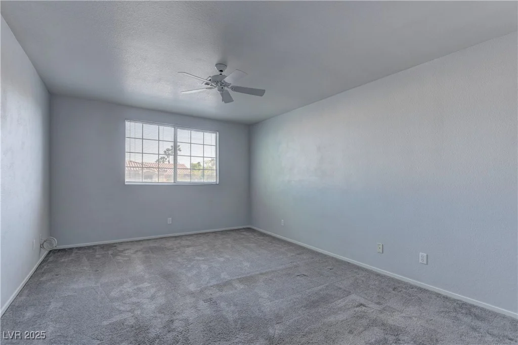 7968 Lisa Dawn, Las Vegas, NV 89147