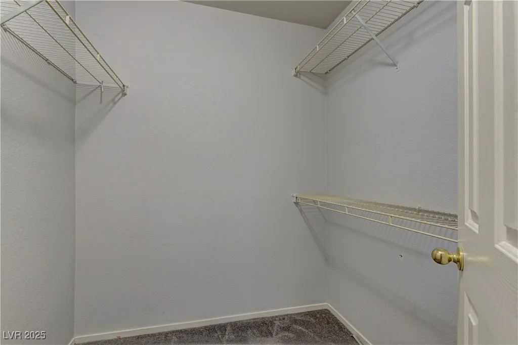 7968 Lisa Dawn, Las Vegas, NV 89147