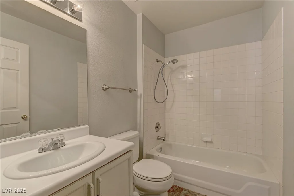 7968 Lisa Dawn, Las Vegas, NV 89147
