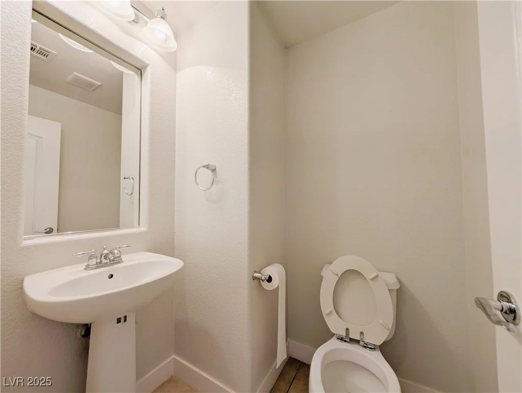 10469 Mulvaney, Las Vegas, NV 89141