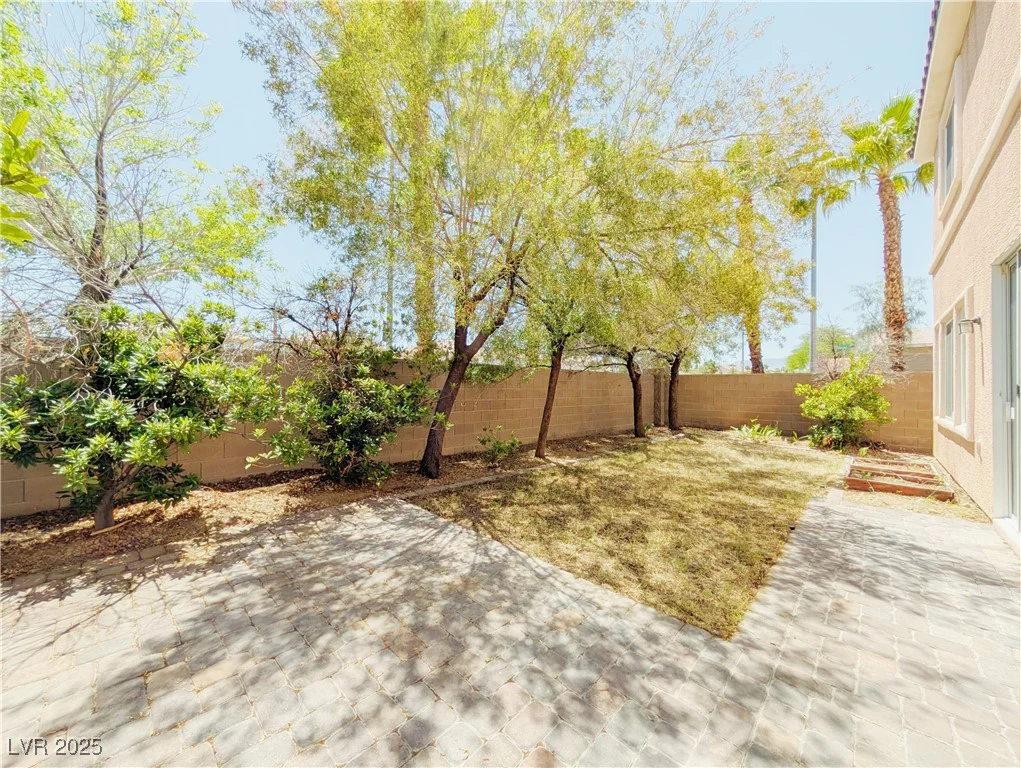 10469 Mulvaney, Las Vegas, NV 89141