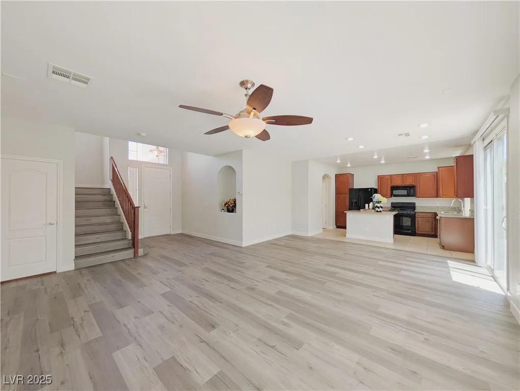 10469 Mulvaney, Las Vegas, NV 89141