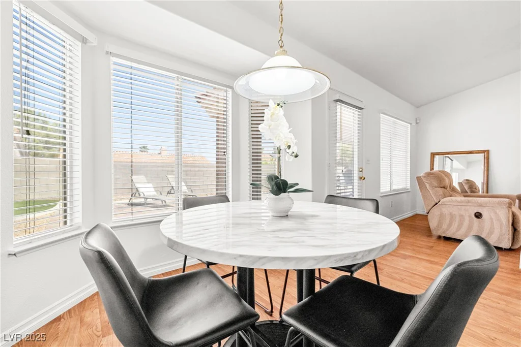 5704 Owl Butte, Las Vegas, NV 89149