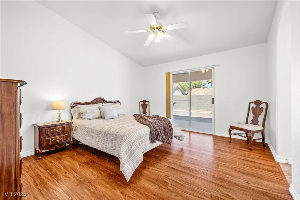 5704 Owl Butte, Las Vegas, NV 89149