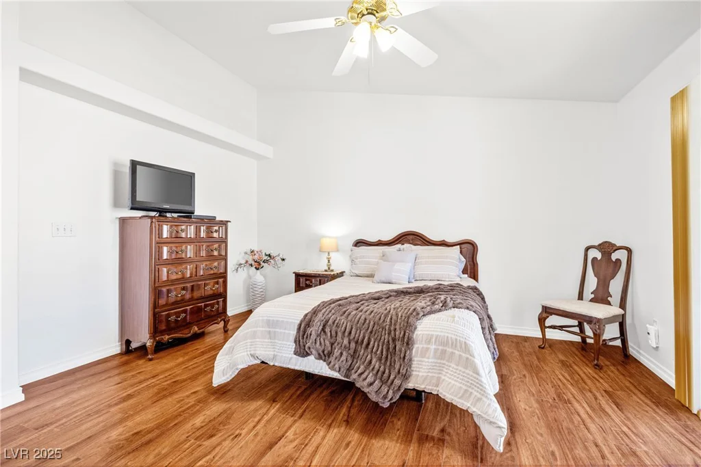 5704 Owl Butte, Las Vegas, NV 89149