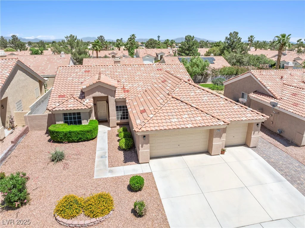 5704 Owl Butte, Las Vegas, NV 89149